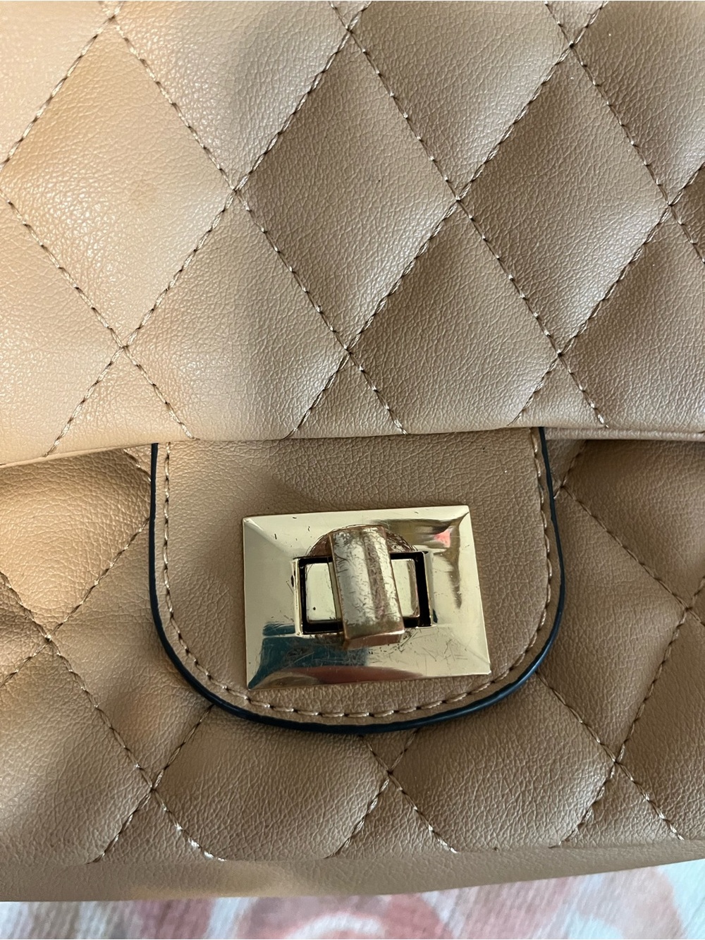 Quilted Shoulder Bag in Beige with Chain Strap - Picture 4 of 11
